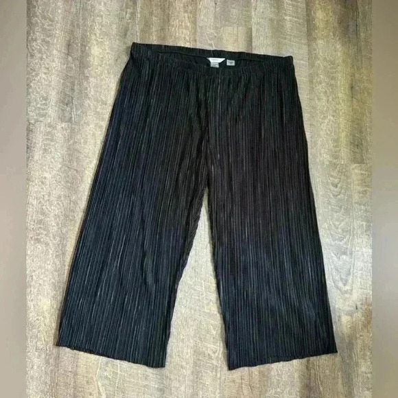 FREE 🛍️💟➕size petite  | Women’s Black Pleated Wide Leg Pants - Picture 1 of 9